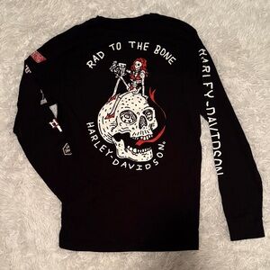 Harley-Davidson Black Long Sleeve Tee with Skull Graphic